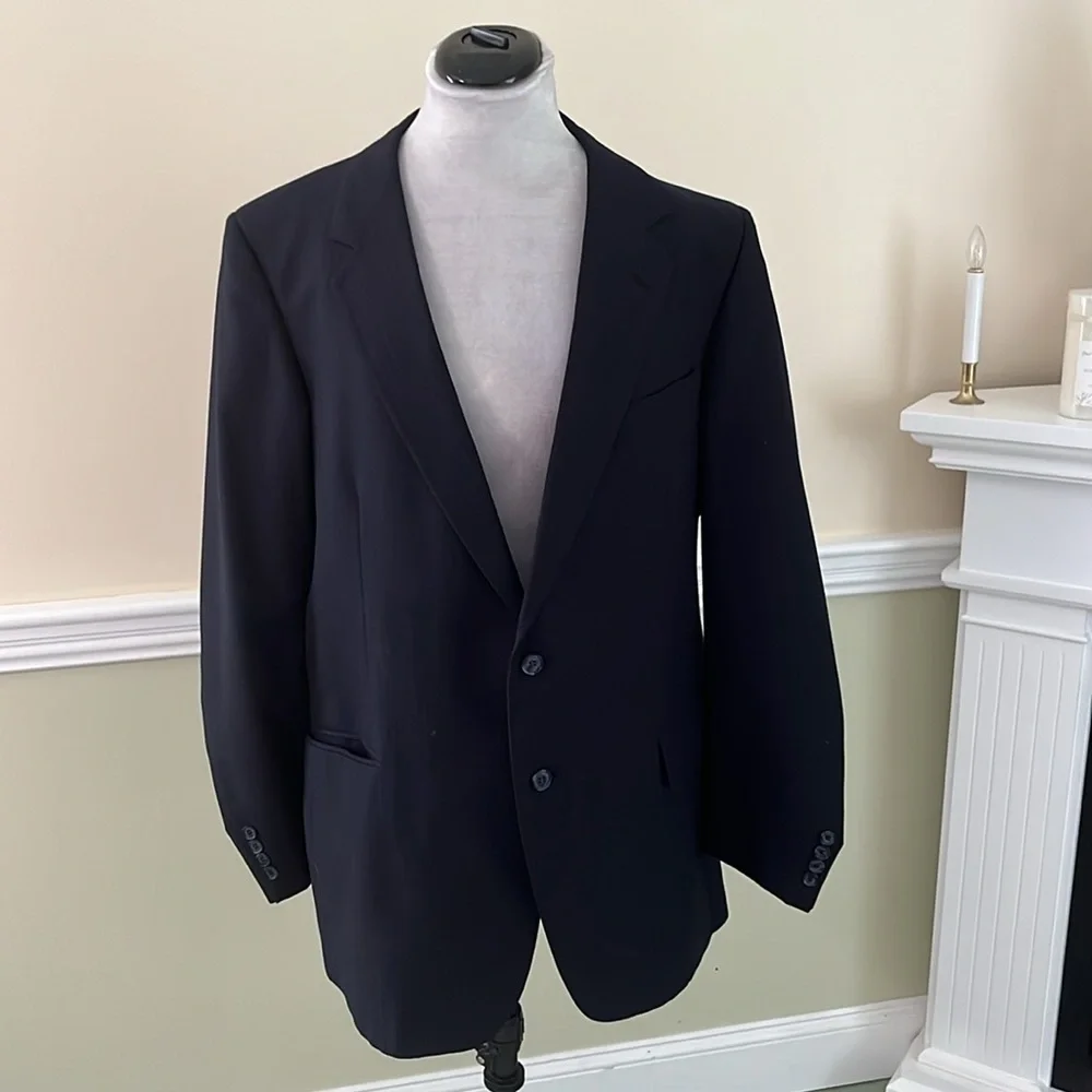 BOSTON LEON CLOTHING Navy Blue 2 PC Pinstriped Executive Suit NWOT